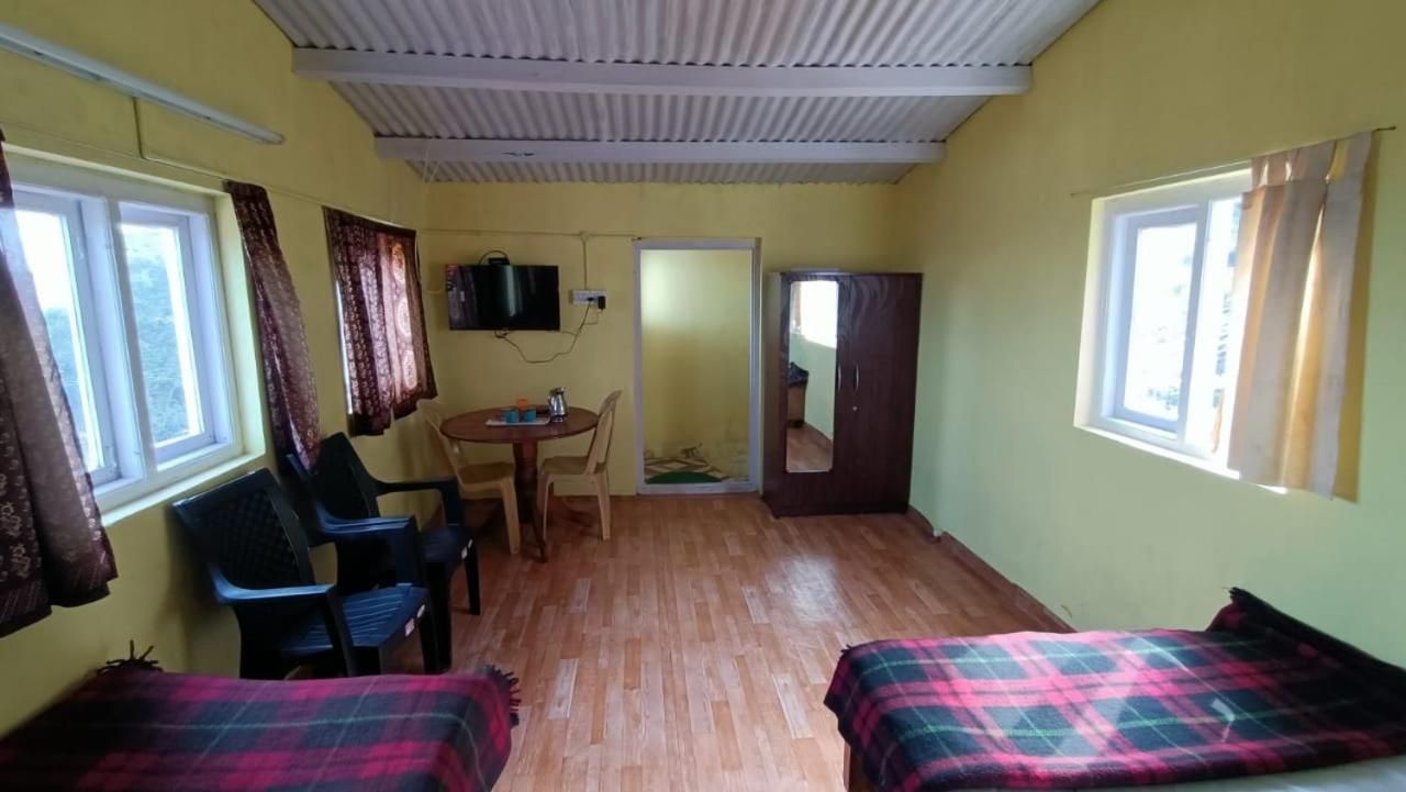 كوتاغيري Adithya Sunrise View Cottage المظهر الخارجي الصورة